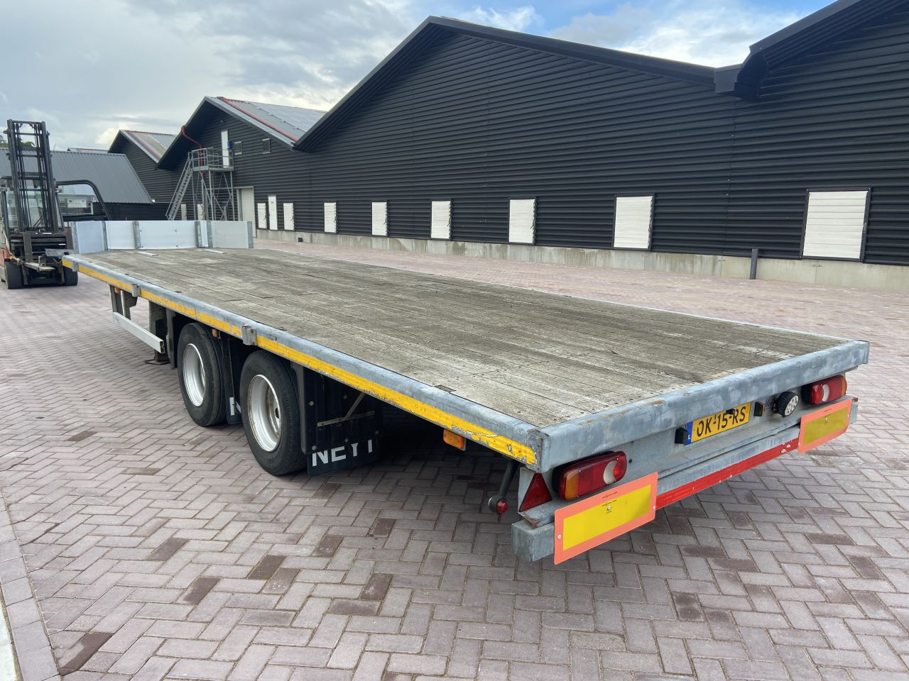 Be oplegger meyvo vlak 8.5 ton