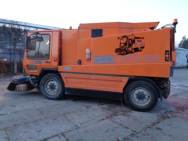 Schmidt Metro 500 veegmachine