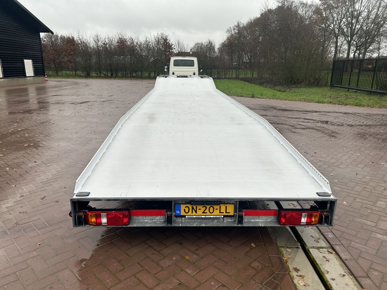 Be oplegger 6.8 ton veldhuizen ambulance auto transporter