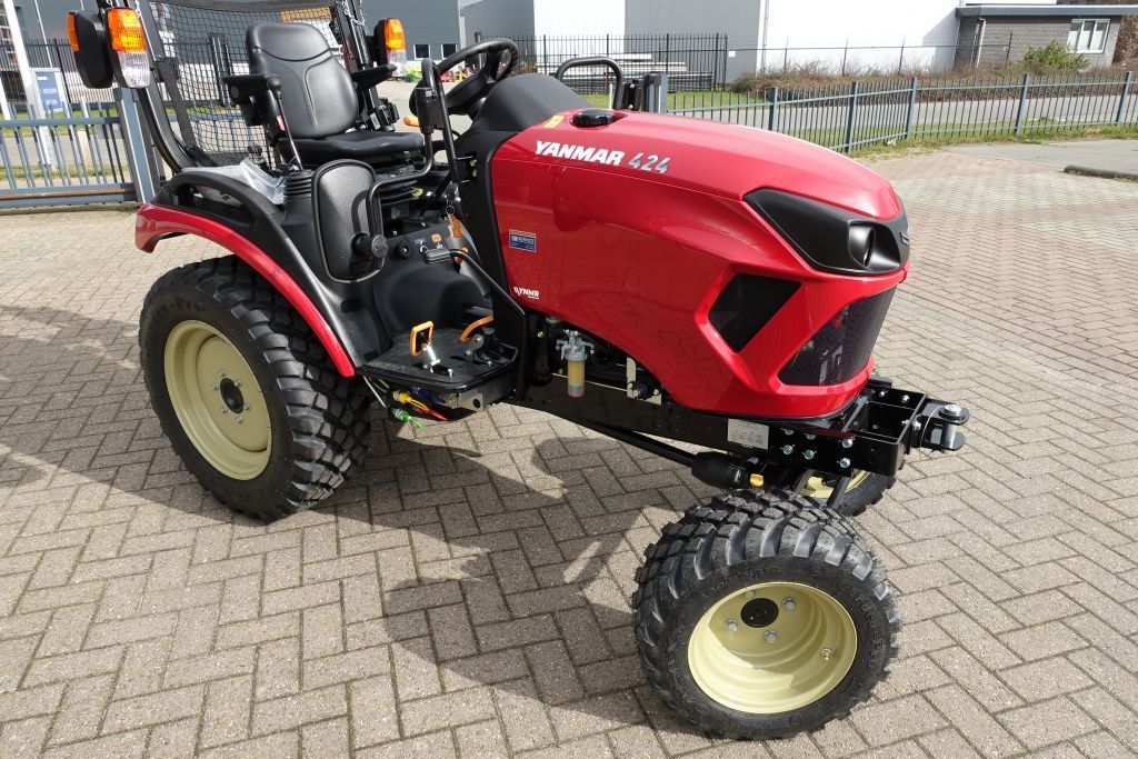 Yanmar SA424 4wd HST / 0001 Draaiuren / Garden Pro banden