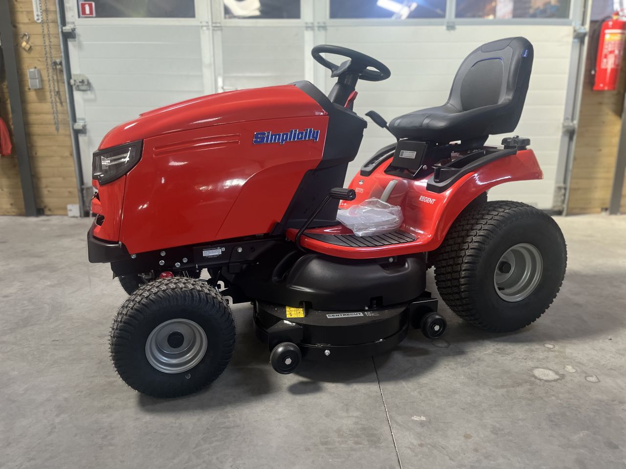 Simplicity slt175 cc achterlossend maaidek demo !!