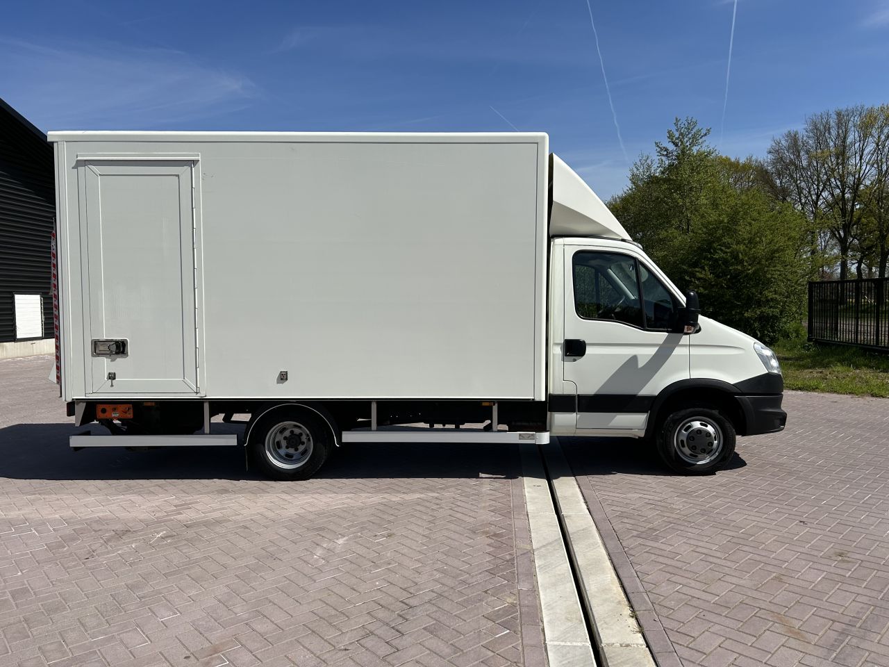 Iveco bakwagen 40c17 luchtgeremd