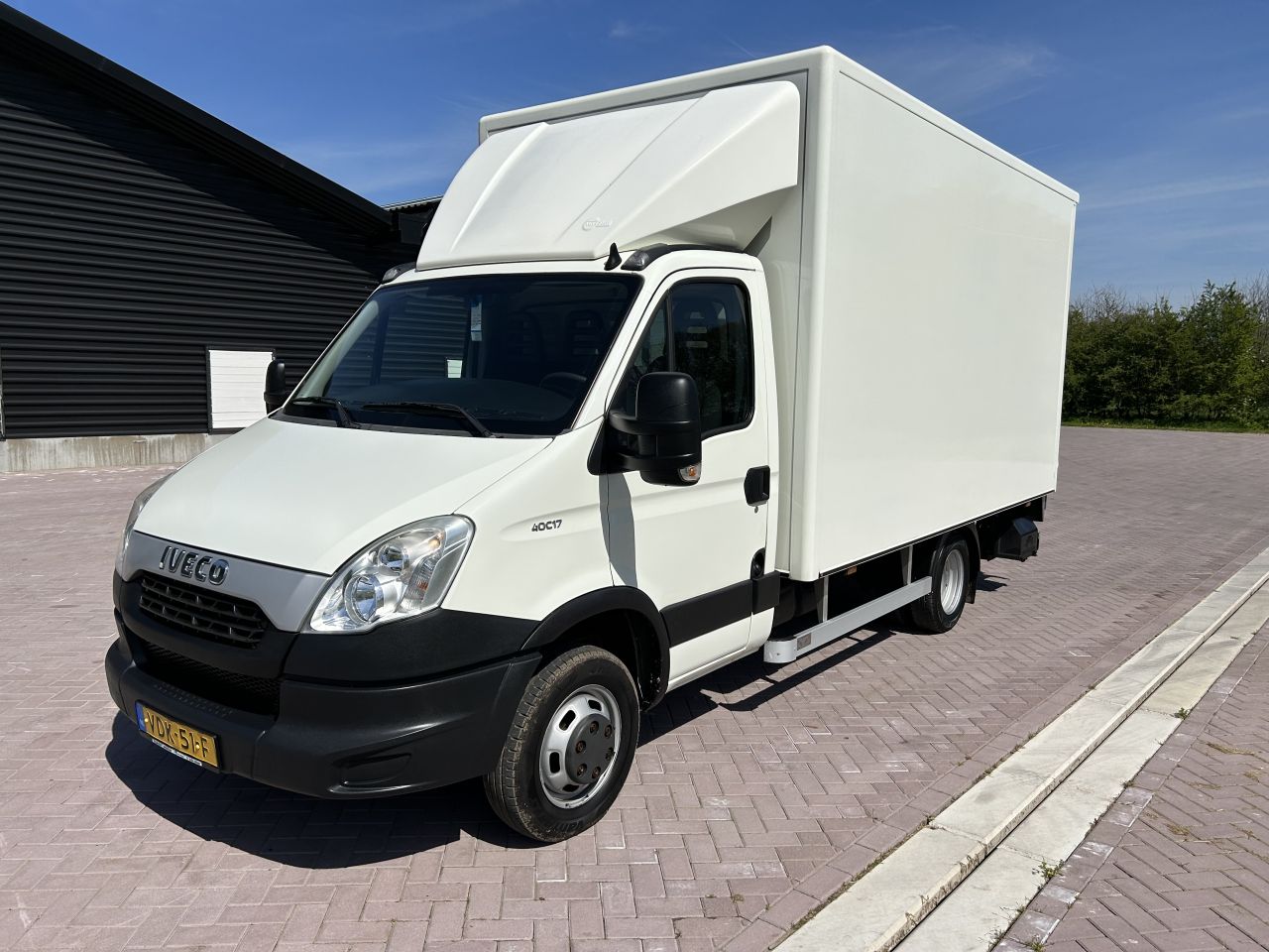 Iveco bakwagen 40c17 luchtgeremd