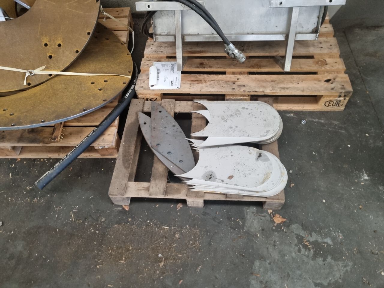 Voermengwagen messen en vijzels, ook revisie