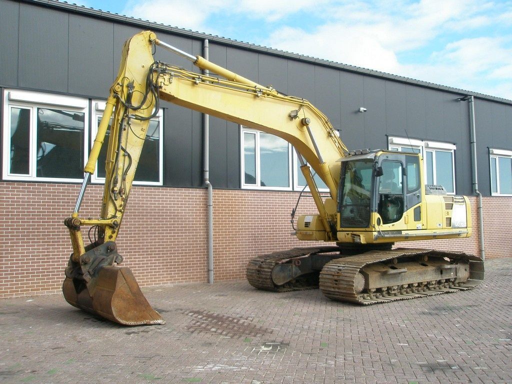 Komatsu PC 210LC-8