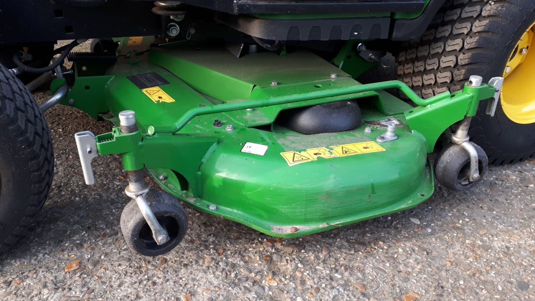 Zeer nette John Deere 1026R met maaidek