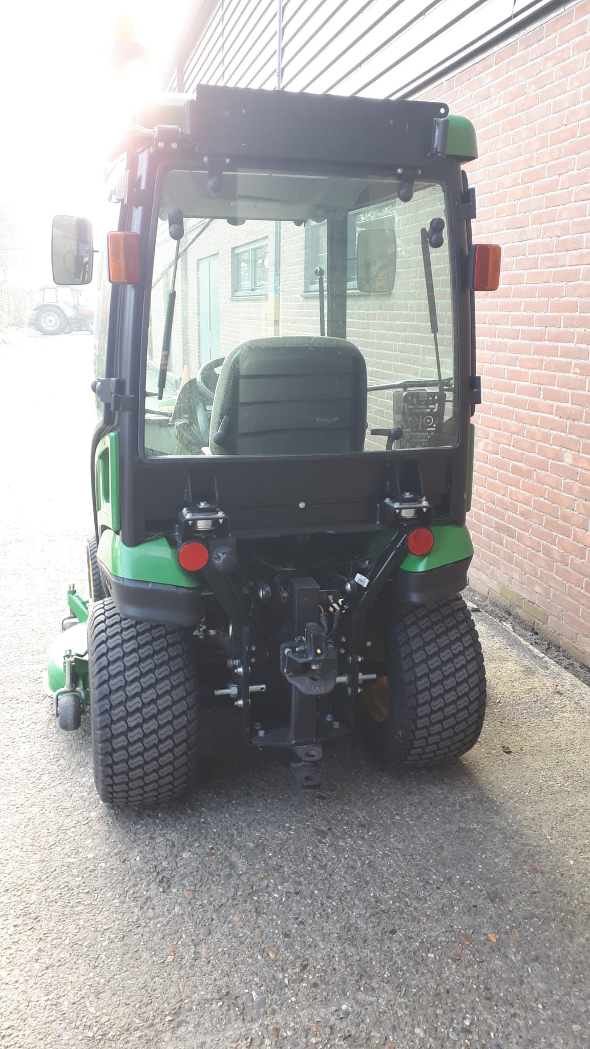 Zeer nette John Deere 1026R met maaidek