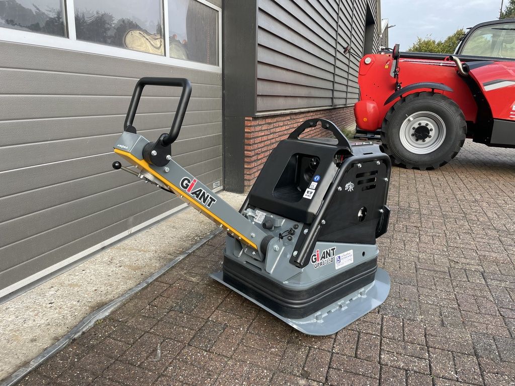 Giant GPR6785D trilplaat NIEUW 485 kg diesel €302 LEASE