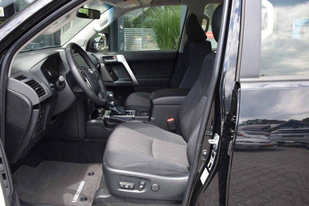 Toyota Landcruiser 150 2.8 D-4D 5D CHALLENGER/COUNTRY AT VAN BPM VRIJ