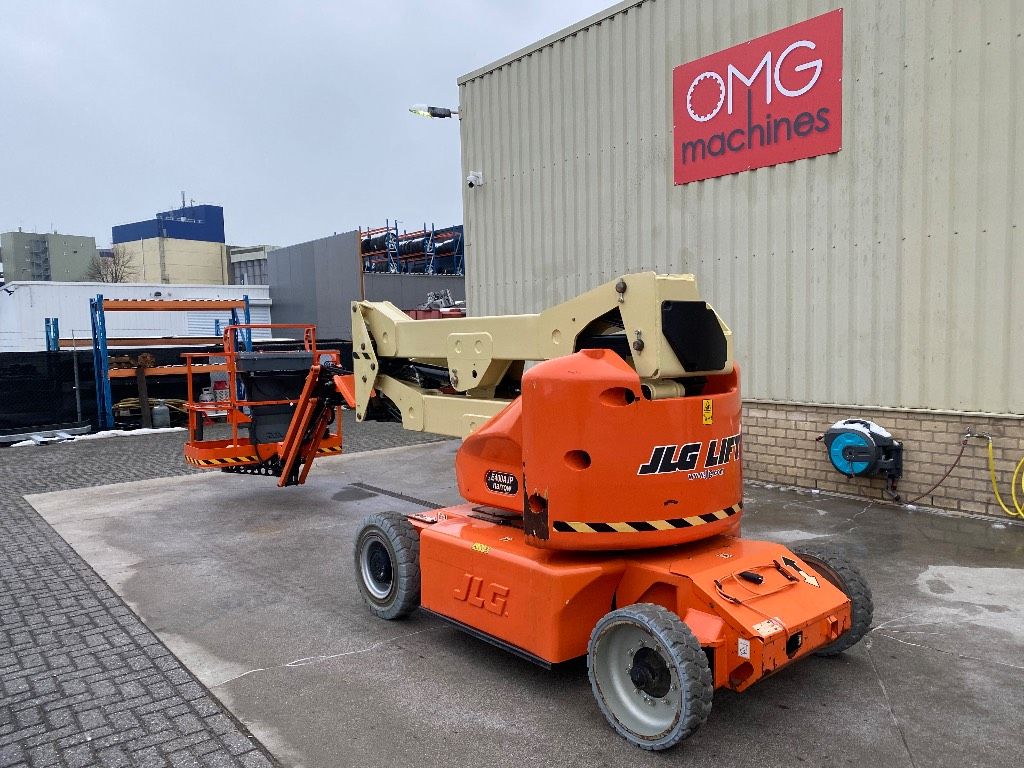 JLG E 400 AJPN, Hoogwerker, 14 meter