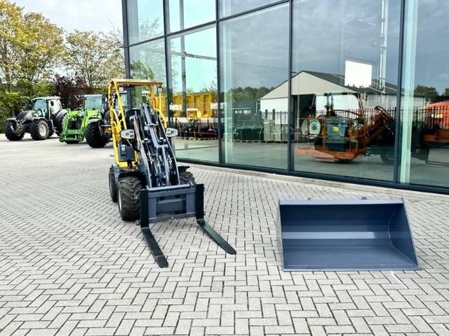 Eurotrac W11 Minishovel NEW!