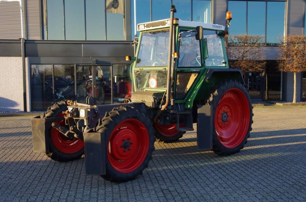 Fendt 380 GT 2wd verhoogd