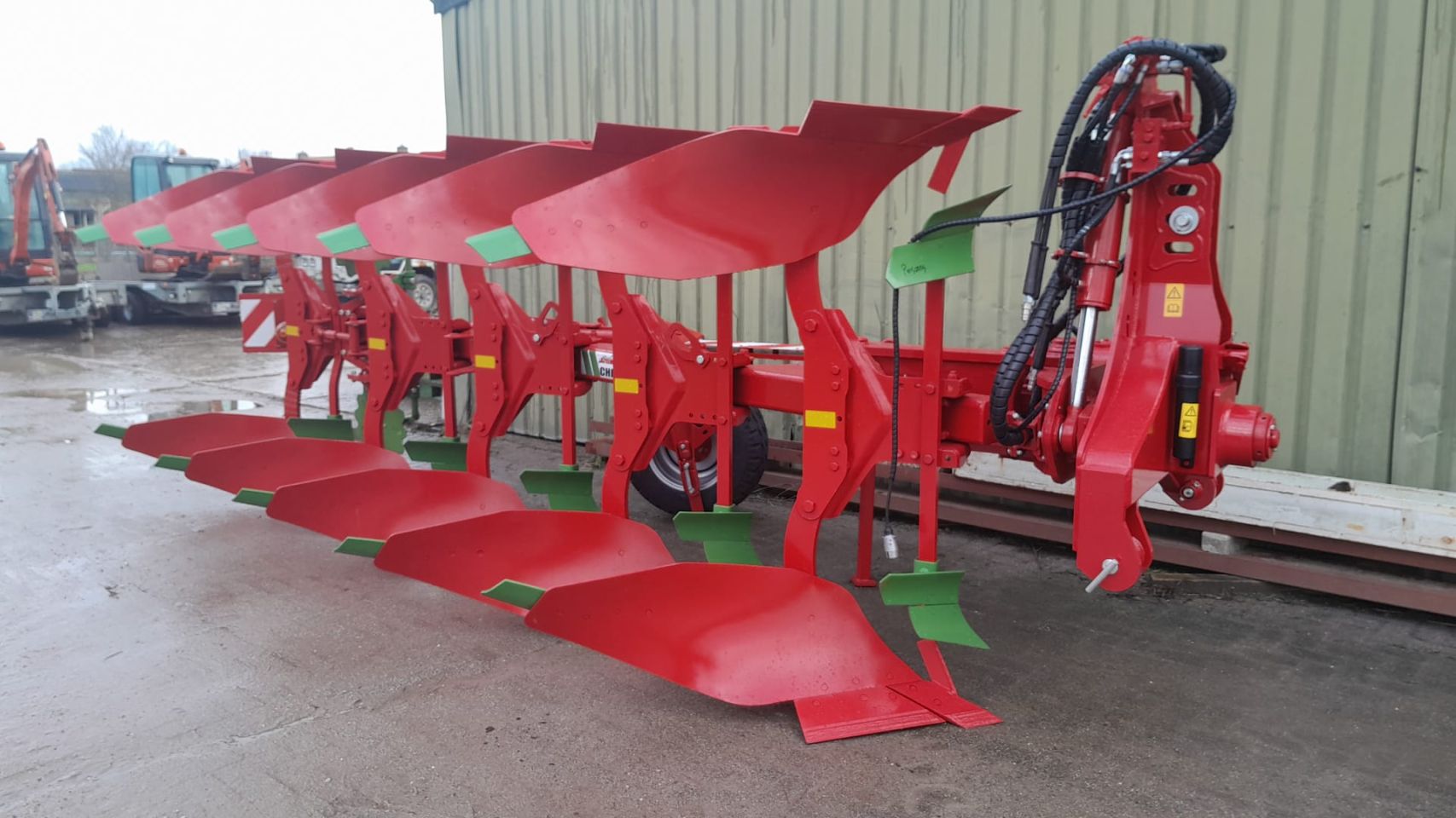 Steeno wentelploegen 3- 6 schaar nieuw en gebruikt