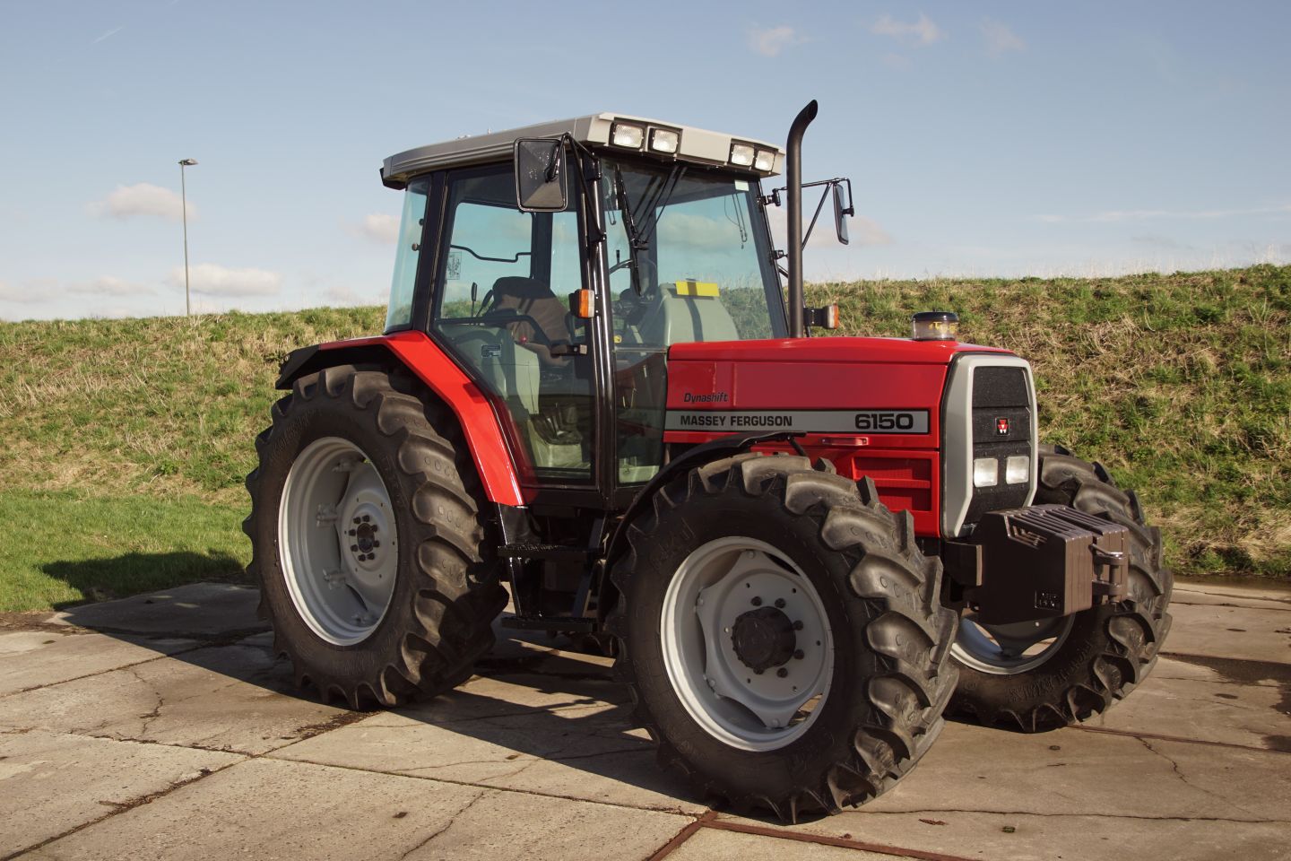 Massey Ferguson 6150 dynashift