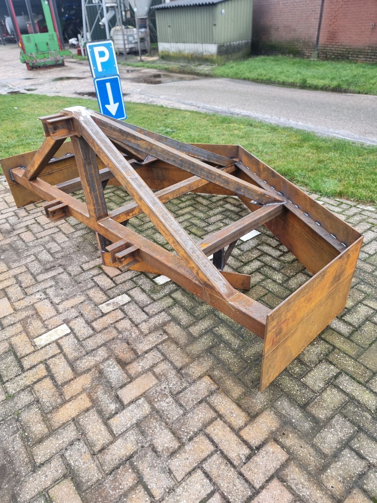 Grondschuif, grondvlakker, kopakkervlakker, puntschuif, mais