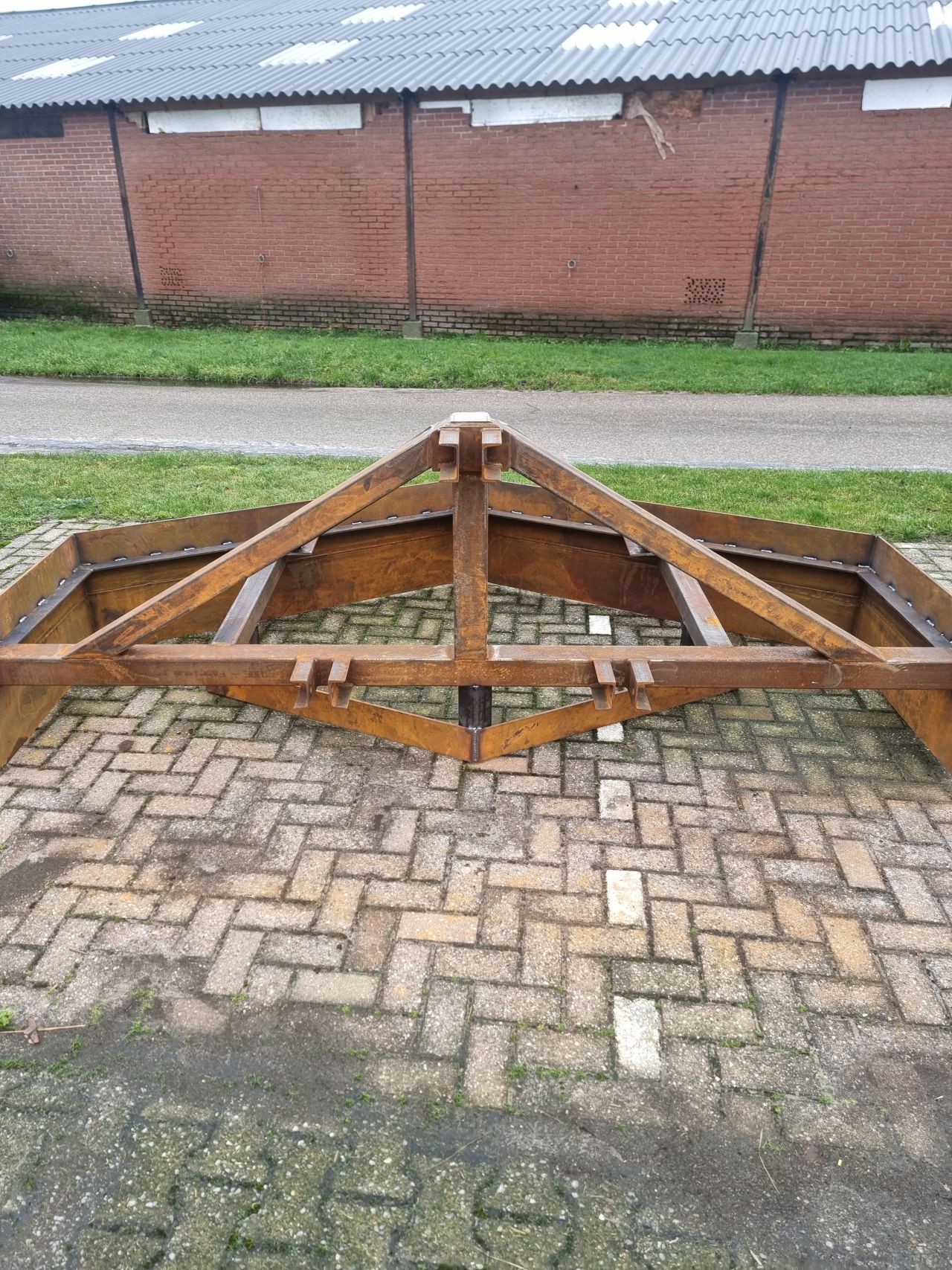 Grondschuif, grondvlakker, kopakkervlakker, puntschuif, mais