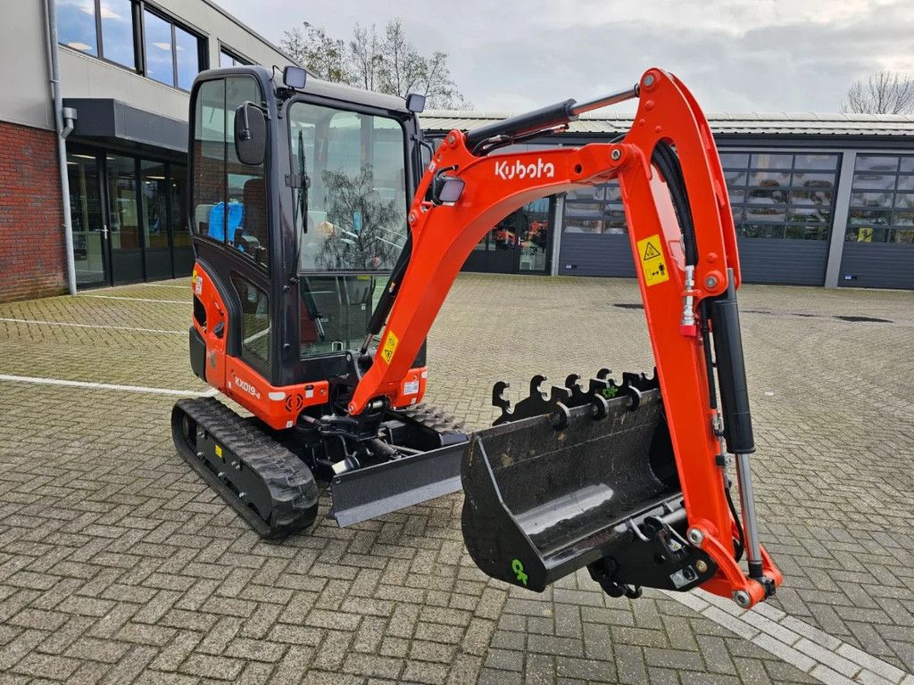 Kubota KX019-4