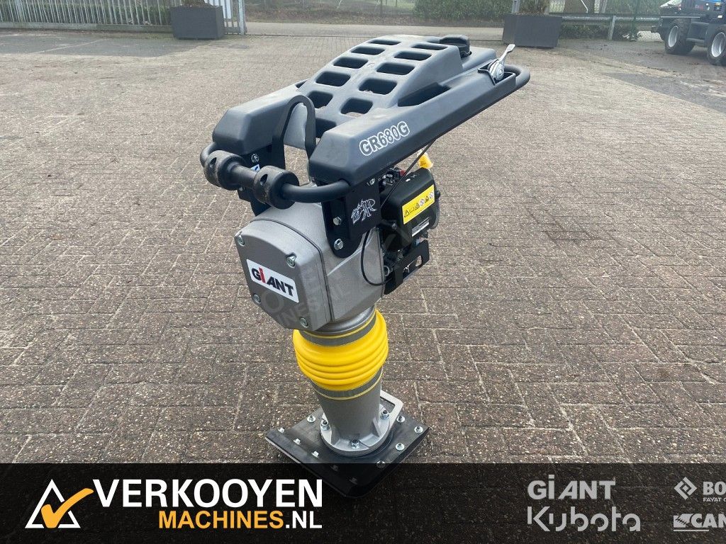 2022 Giant GR680G Stamper VK8435