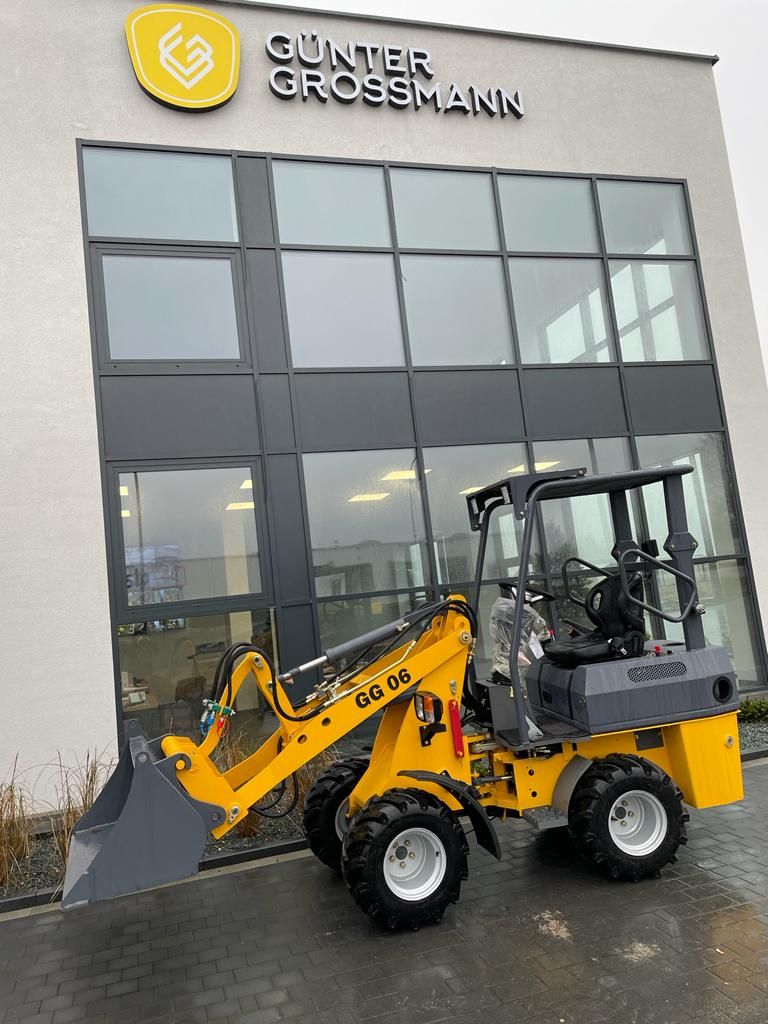 GÜNTER GROSSMANN GG06 COMPACTE LOADER Perkins motor 25 pk
