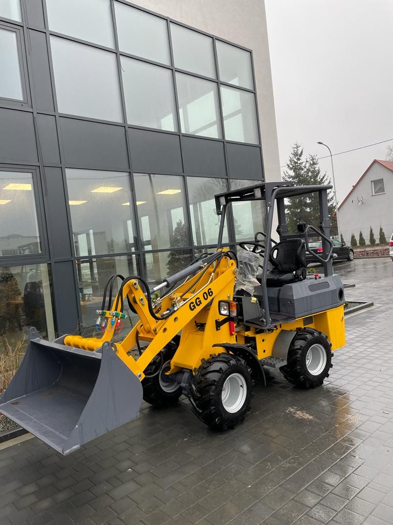 GÜNTER GROSSMANN GG06 COMPACTE LOADER Perkins motor 25 pk