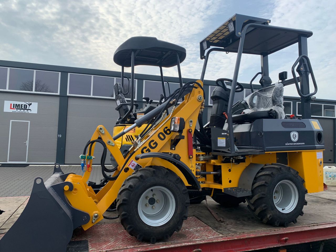 GÜNTER GROSSMANN GG06 COMPACTE LOADER Perkins motor 25 pk