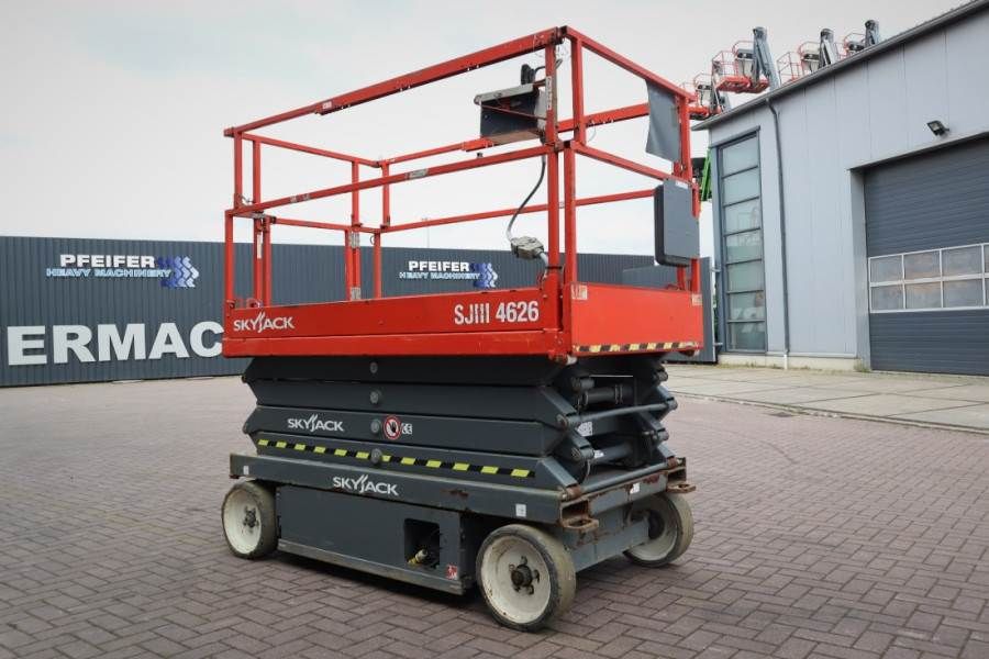 SkyJack SJ4626 ELECTRIC, 10M WORKING HEIGHT, 454KG CAPACIT