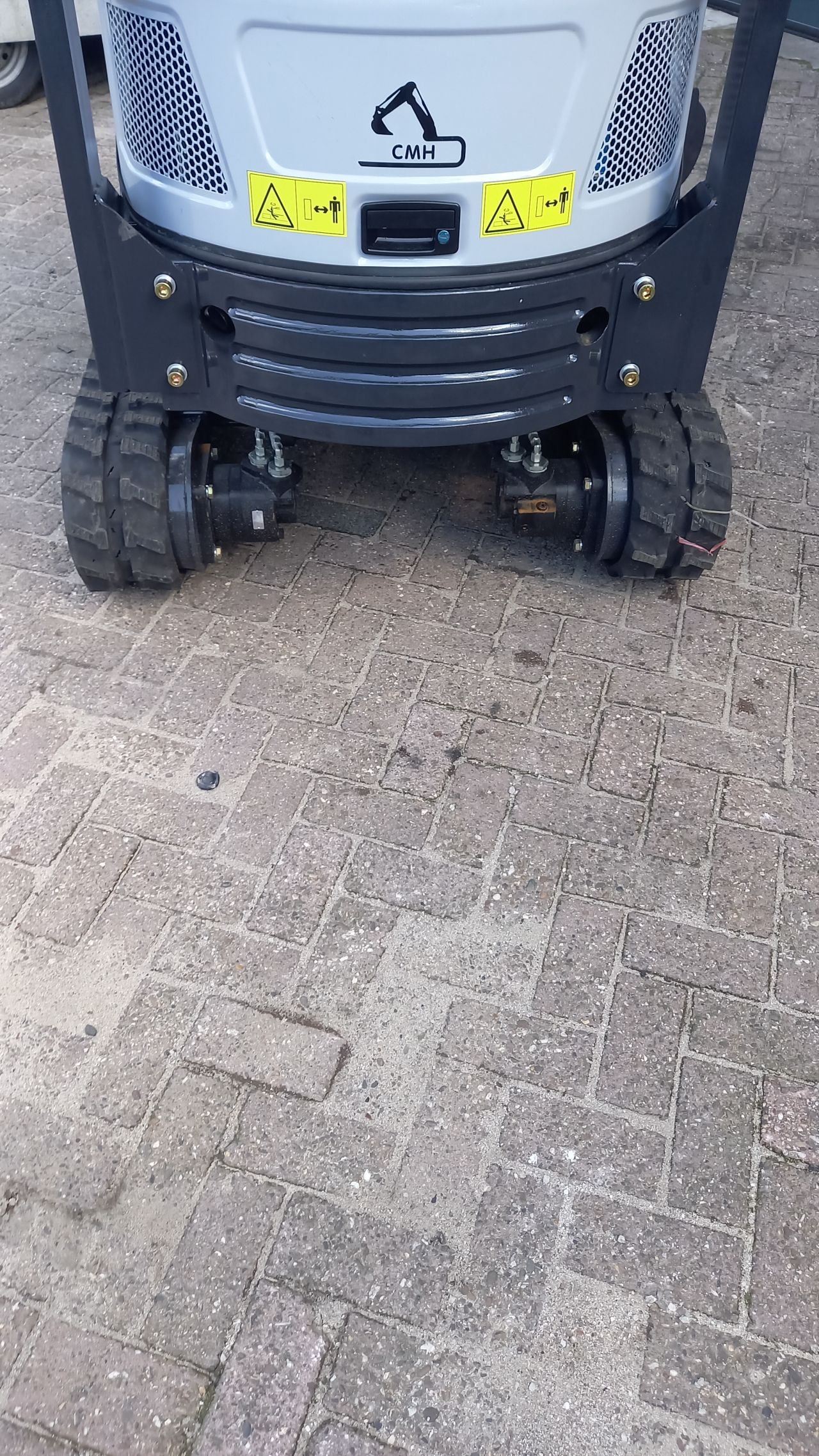 CMH minigraver 82cm SERVO JOYSTICK zwenkgiek rubsverstelling