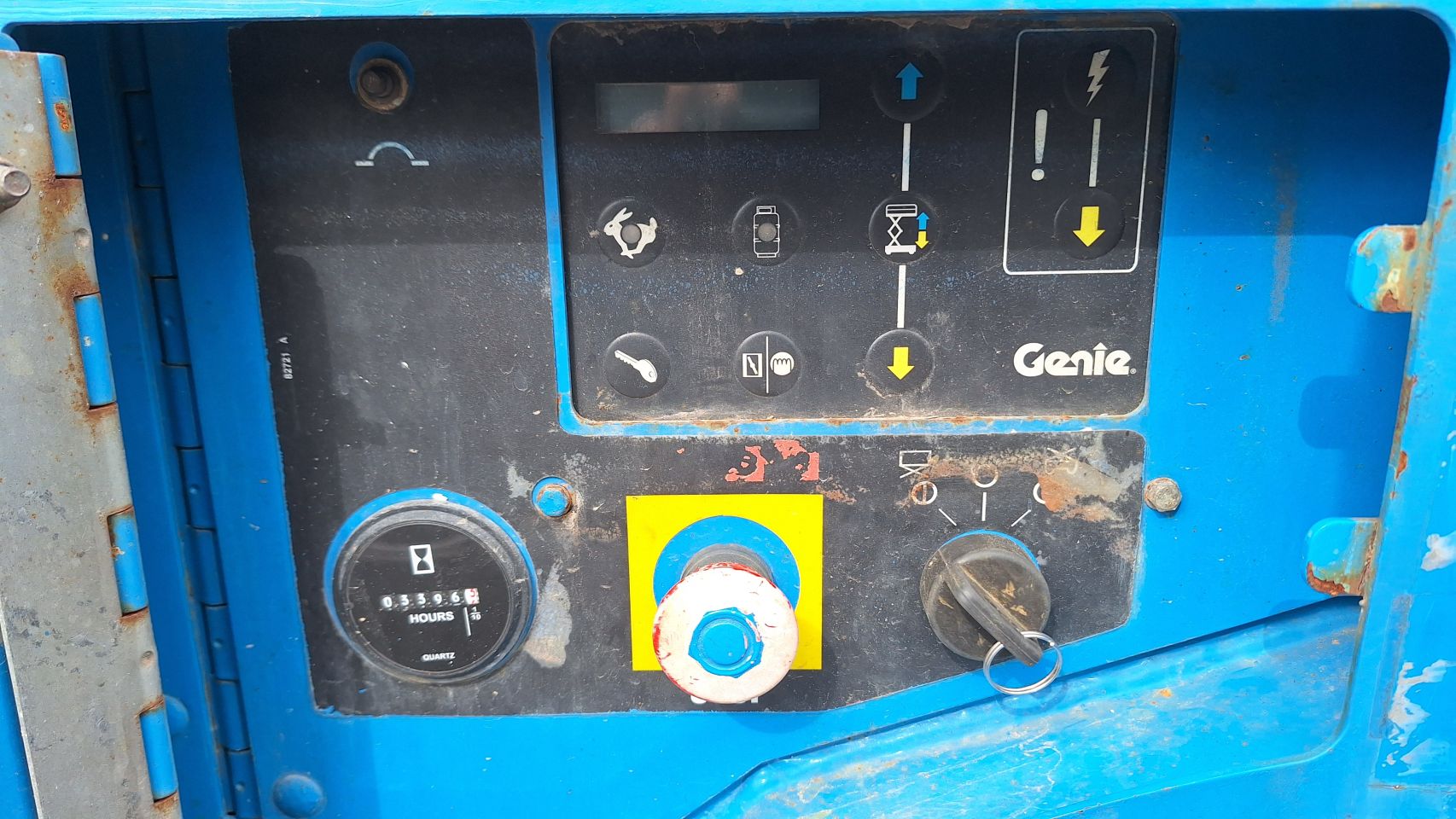 Ruwterrein Hoogwerker Genie GS3268