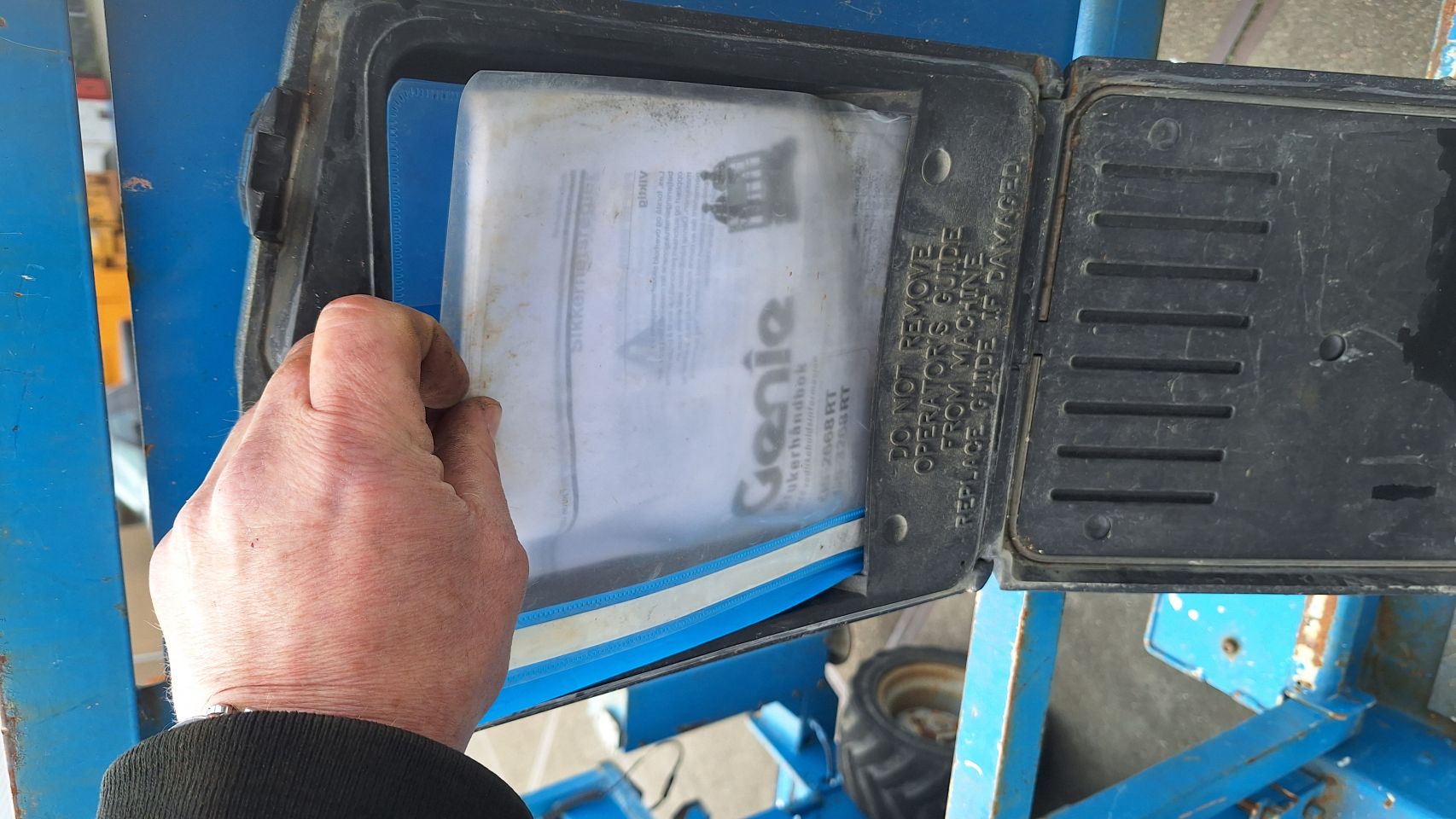 Ruwterrein Hoogwerker Genie GS3268
