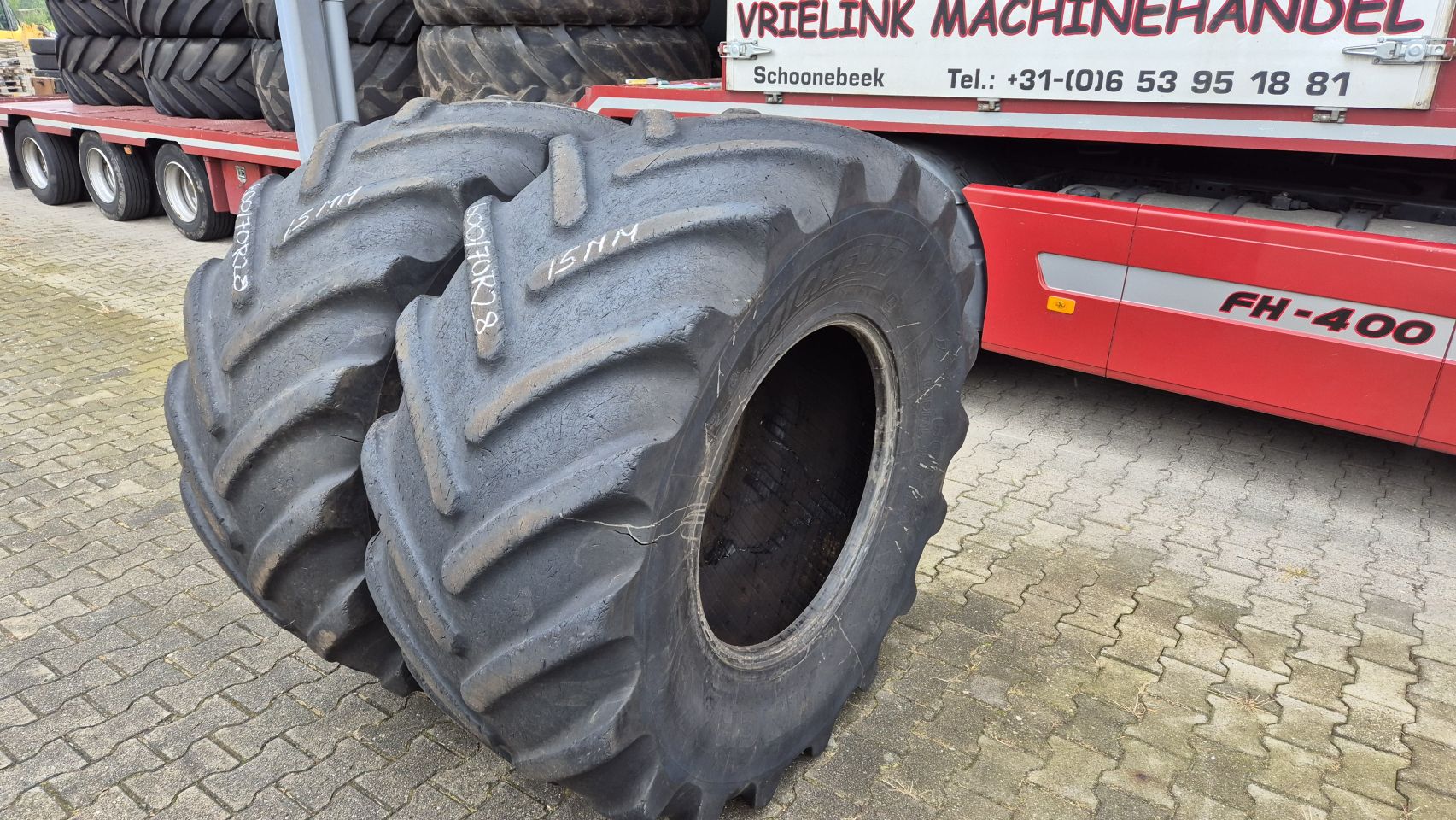 Wielen, banden en velgen gebruikt en nieuw