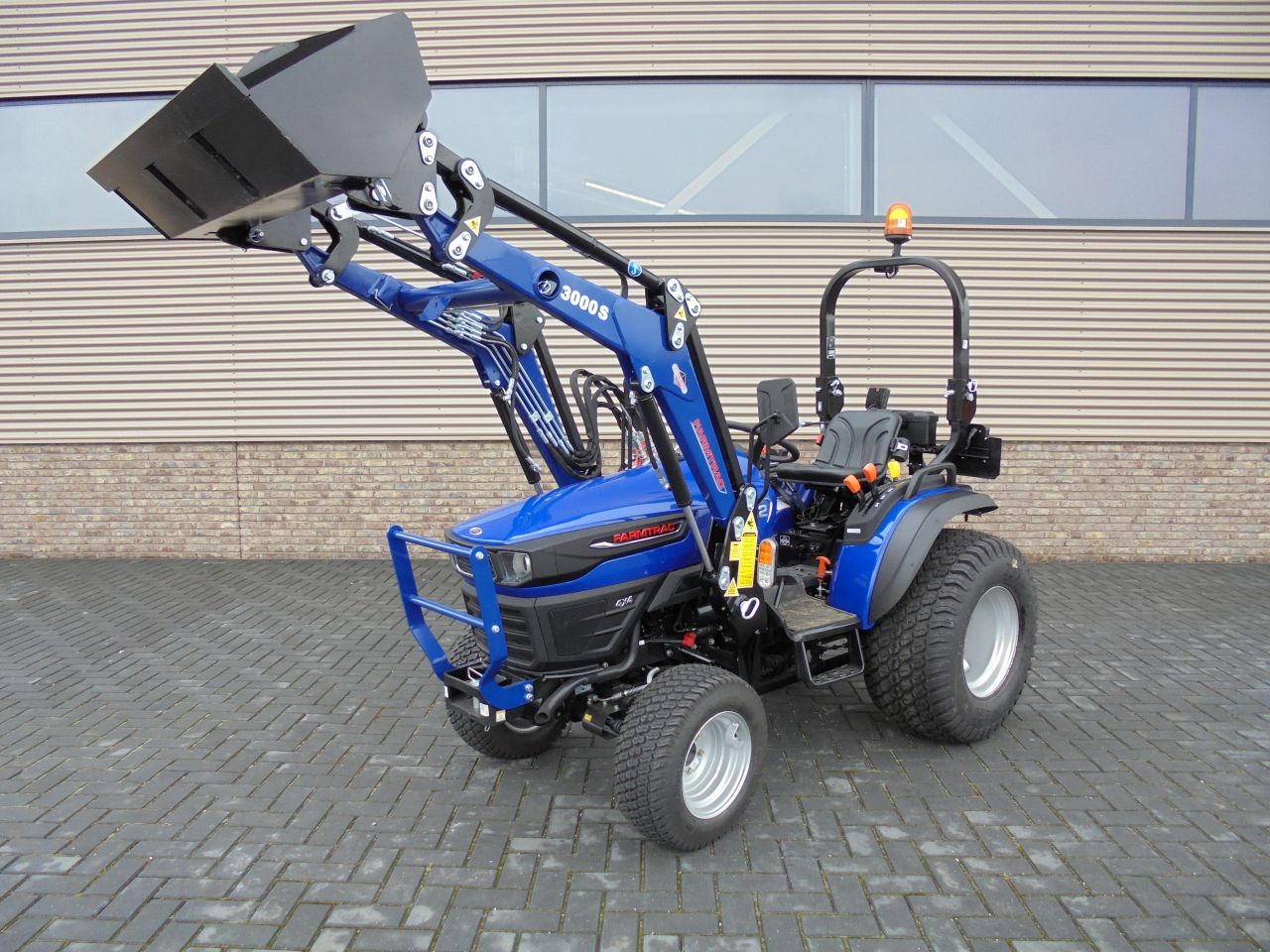 Farmtrac 22