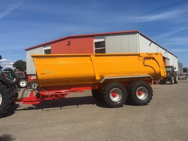 Jako Tiger 180 Landbouwkipper, Kiepwagen