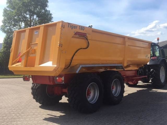 Jako Tiger 180 Landbouwkipper, Kiepwagen