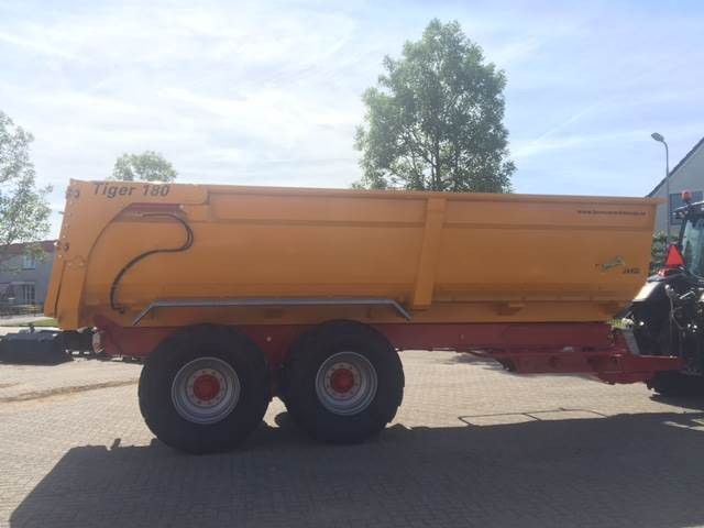 Jako Tiger 180 Landbouwkipper, Kiepwagen