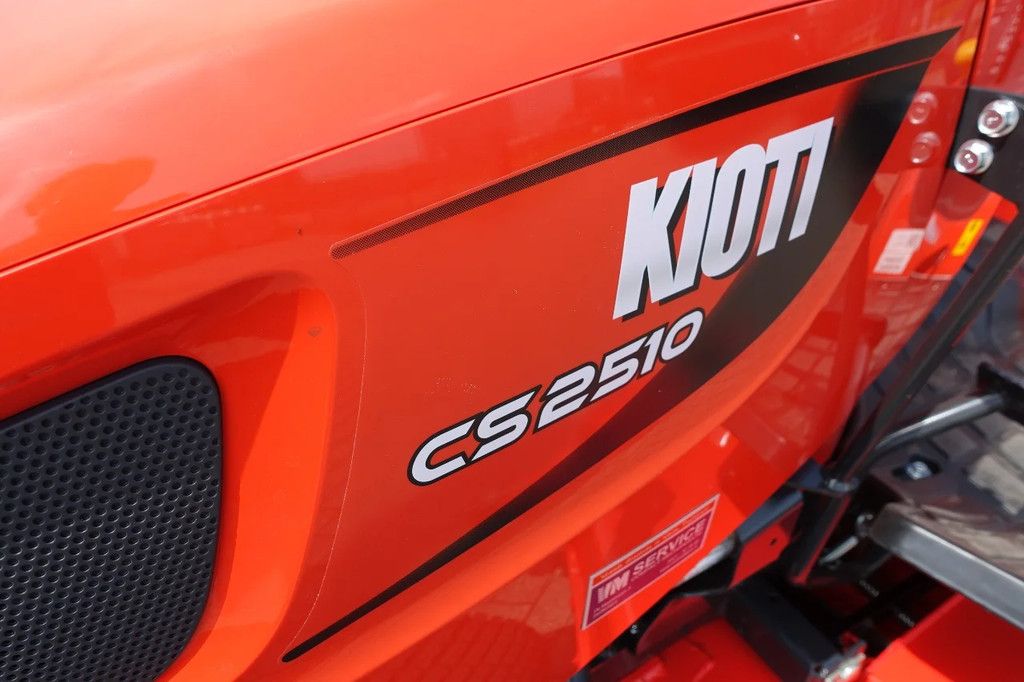 Kioti CS2510 4wd HST / 0001 Draaiuren / Middenondermaaidek