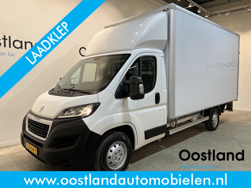 Peugeot Boxer 335 2.2 BlueHDi 165 L4 Bakwagen / Dhollandia Laadklep / Euro 6 / Airco / Cruise Control / 3-Zits / BPM VRIJ !!