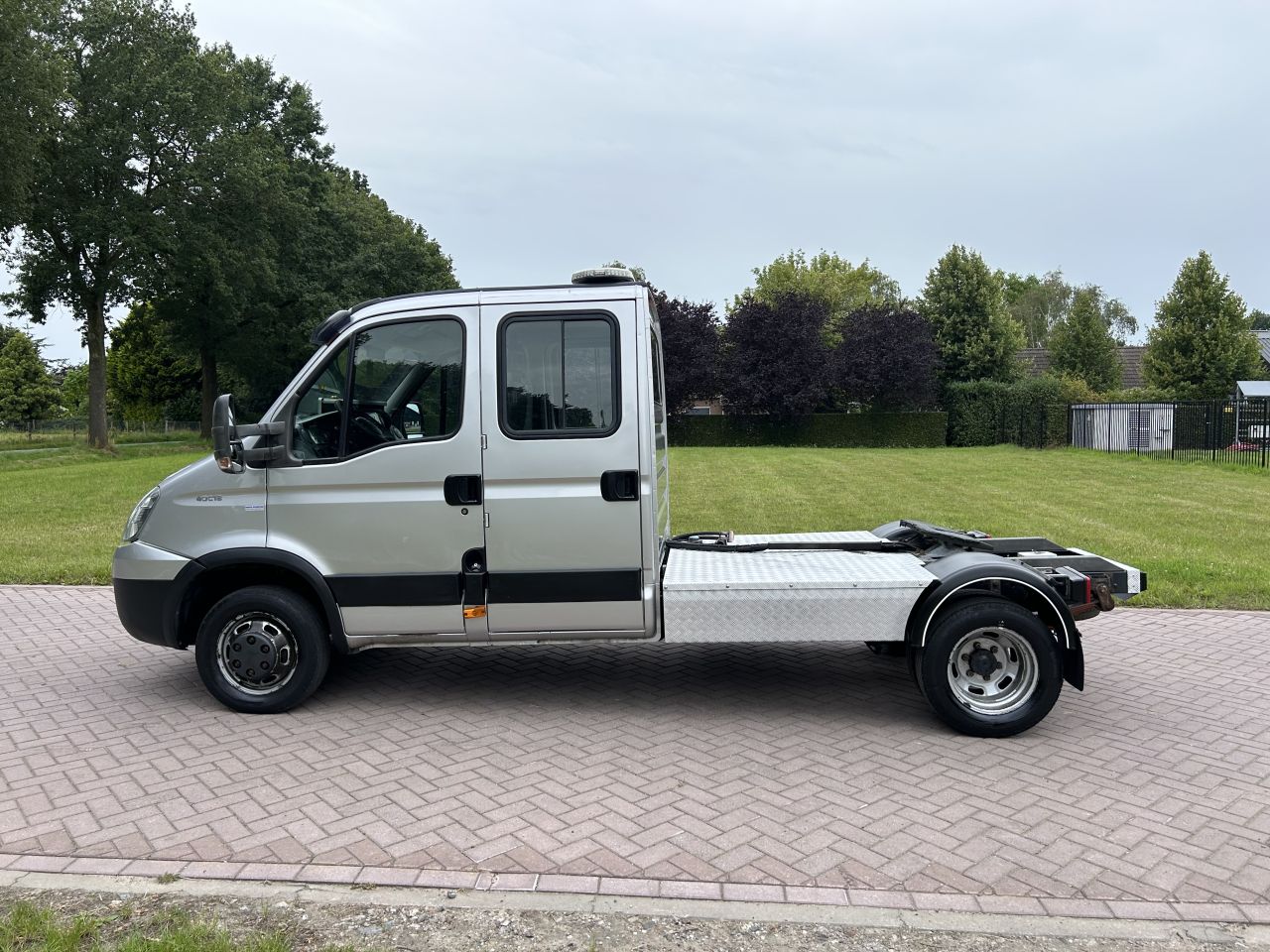 Be trekker 10 ton Iveco Daily 40C18 dubbele cabine