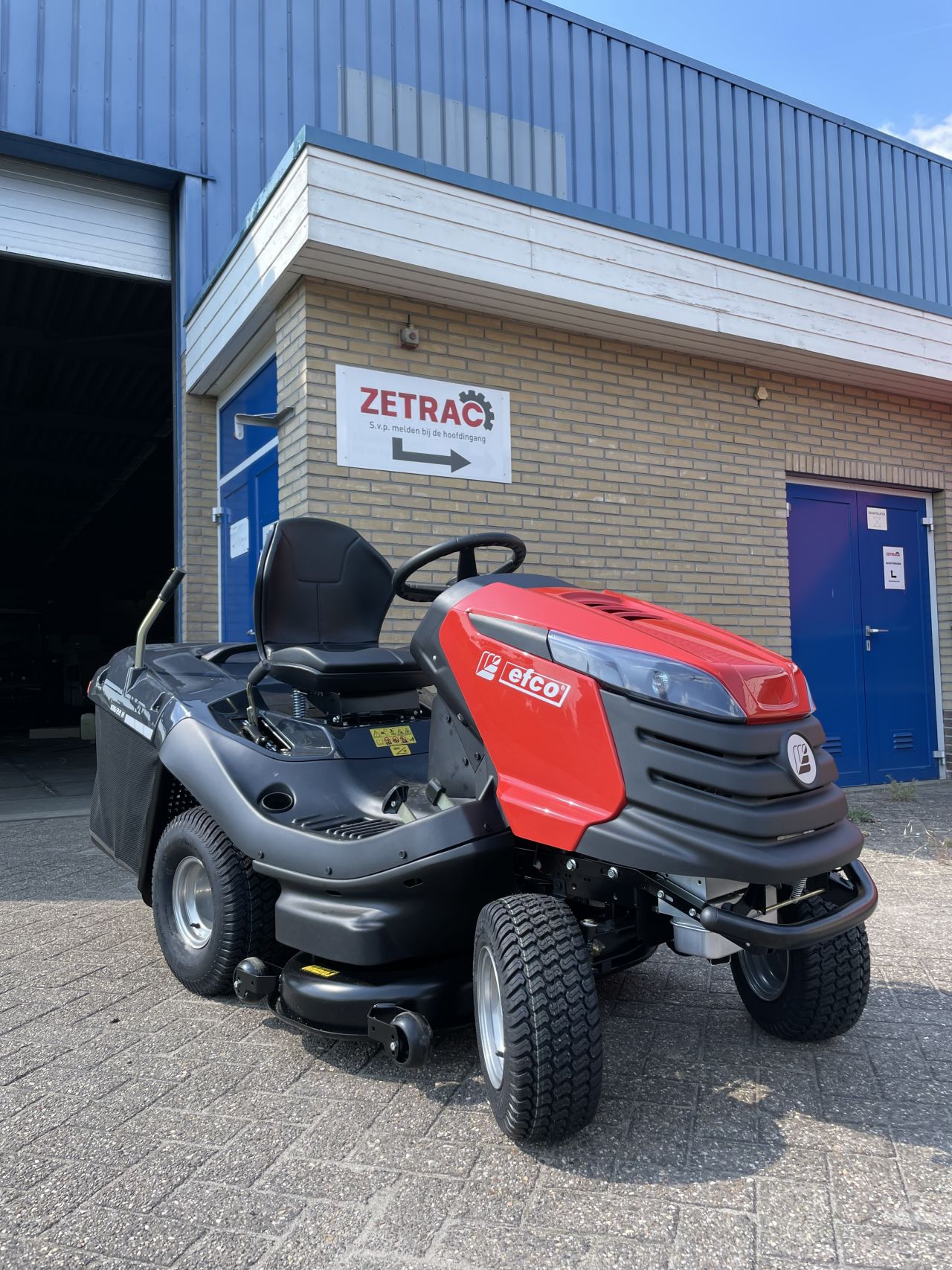 EFCO EF 106/24KH zitmaaier maaier