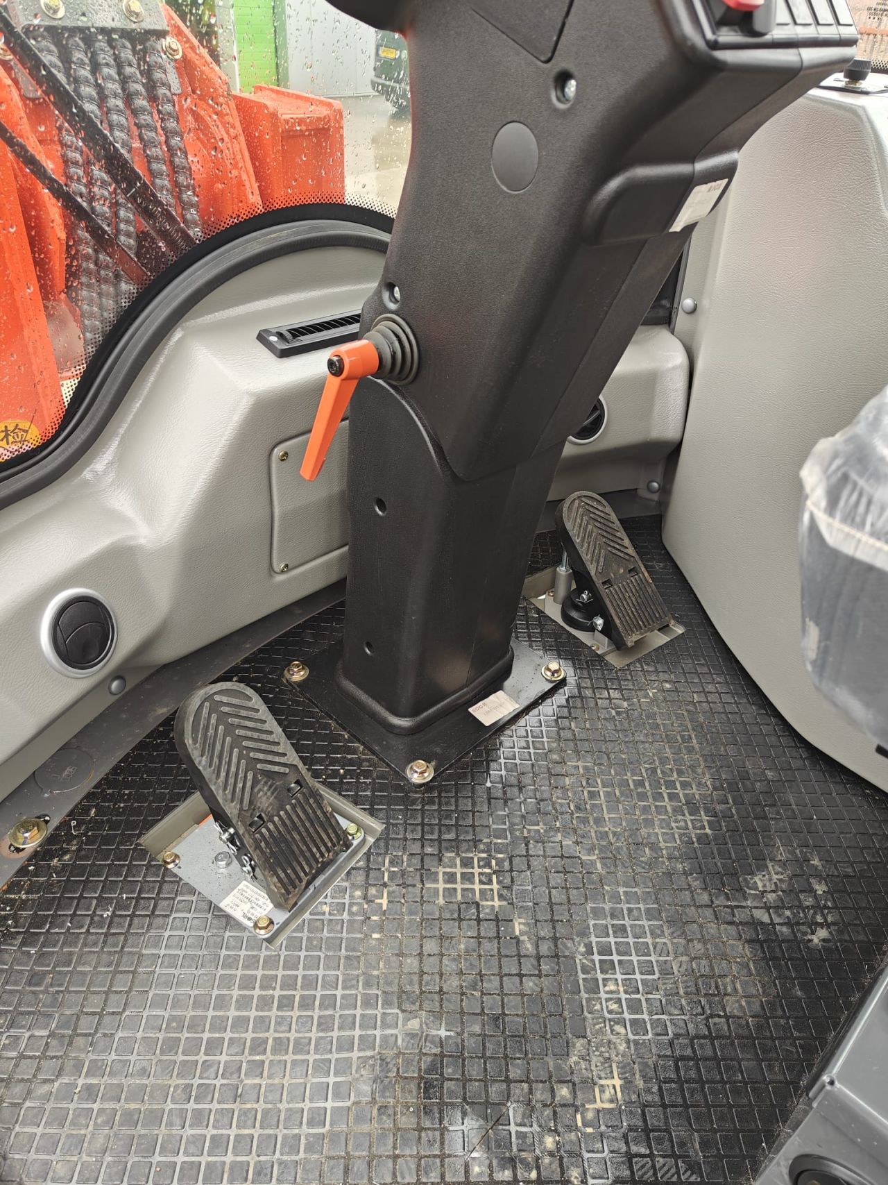 Nieuwe Everun 2500 Wiellader (Shovel) met Verreikerfunctie