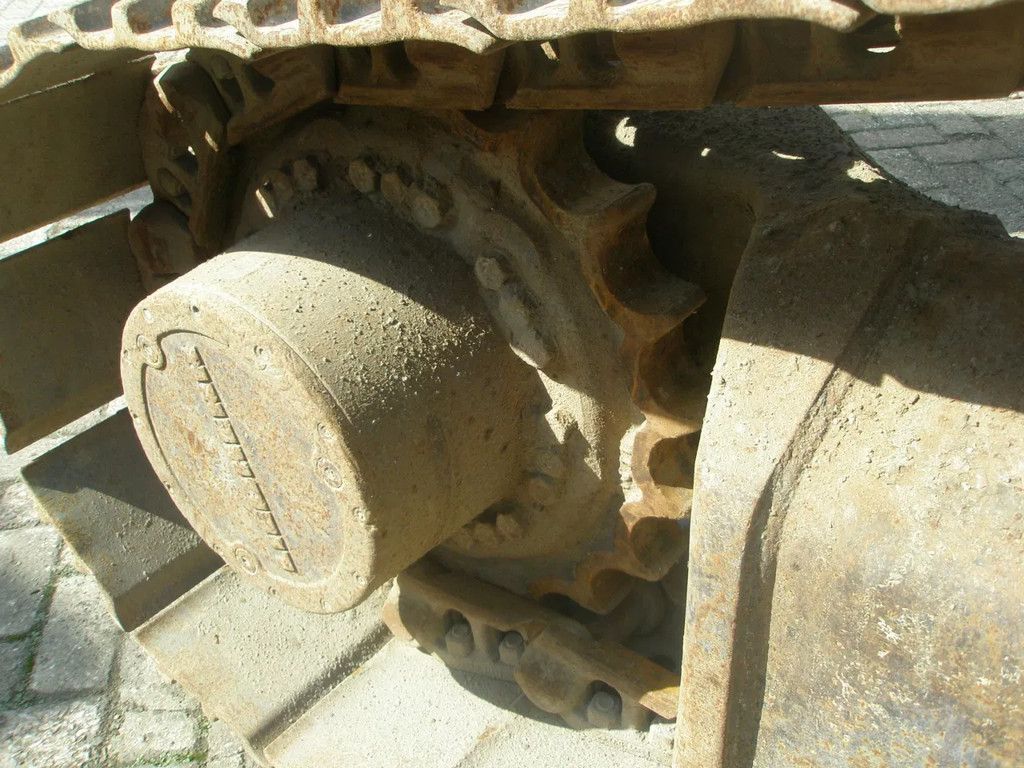 Liebherr R900C
