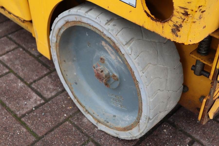 Haulotte Compact 14 Electric, 4x2 Drive, 14m Working Height