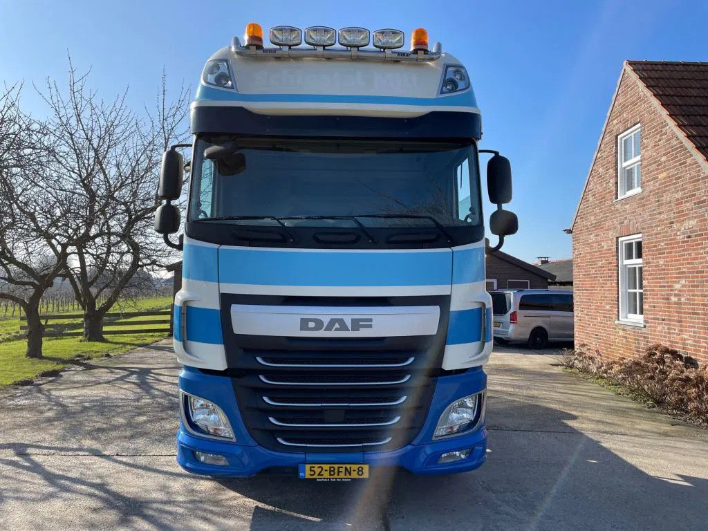 DAF XF 106.460 / NL TRUCK / EURO6 / HYDRAULICS / SLIDING 5th WHEEL / 9 TON FRONTAXLE