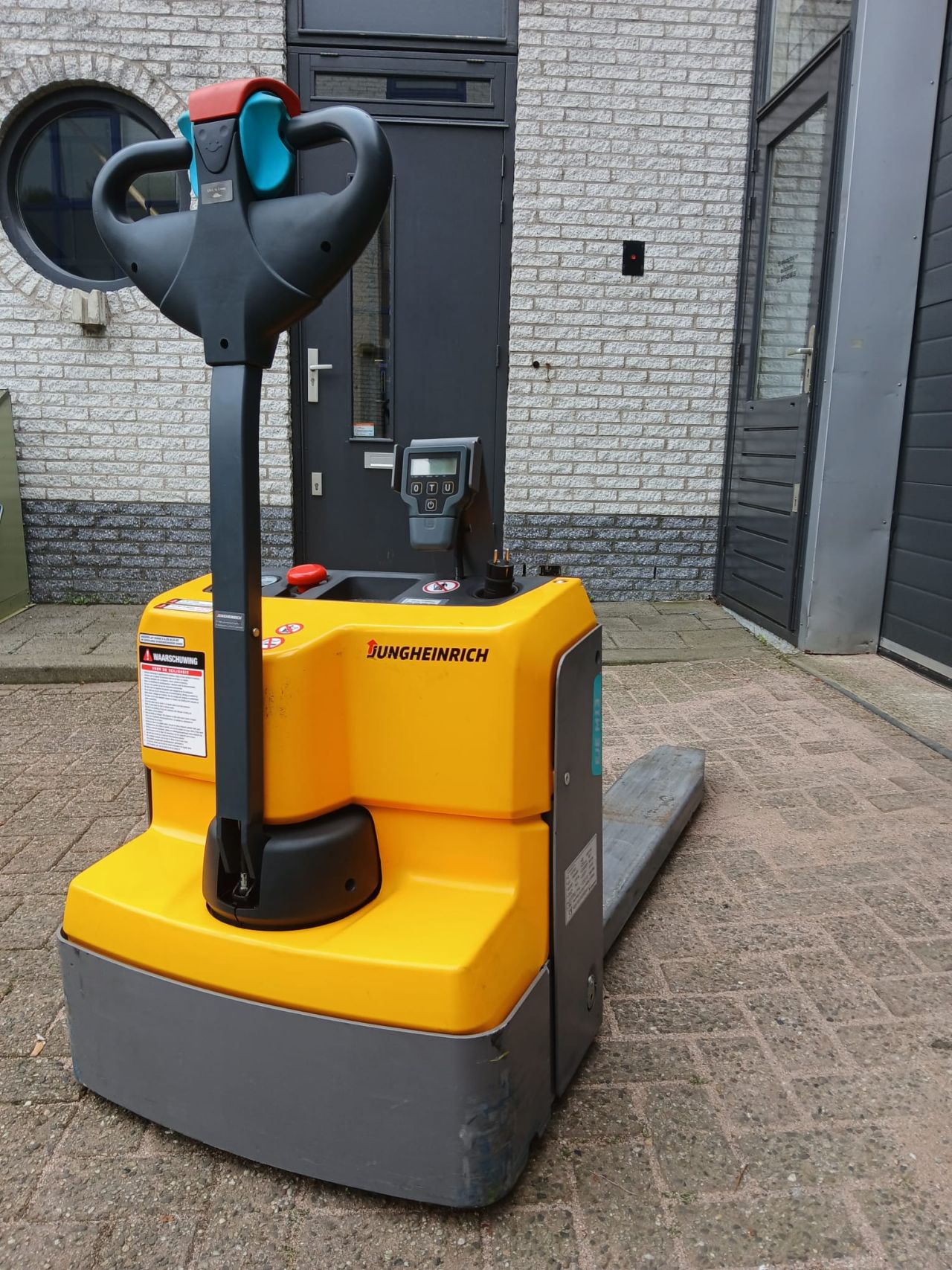 Jungheinrich EJE M13 met weegsysteem