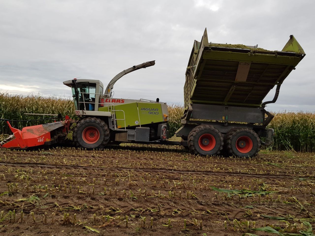 Claas Jaguar 900 Field Shuttle C 35