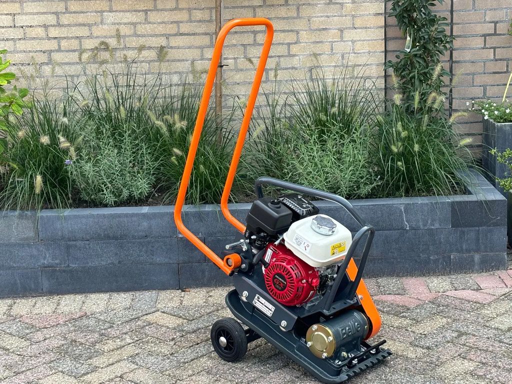 Belle trilplaat PCLX 32 Honda Gx120 gegoten compacte plaat 62kg