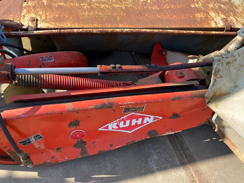 Kuhn 2060 S