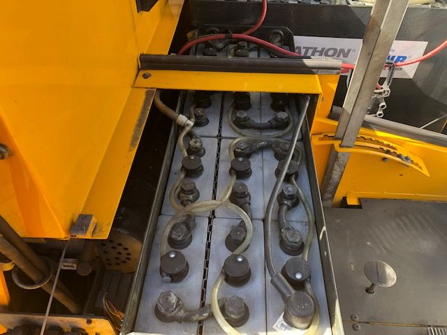 Veegmachine RCM Turbo T 1600 TE Slechts 157 uur Hooglosser.