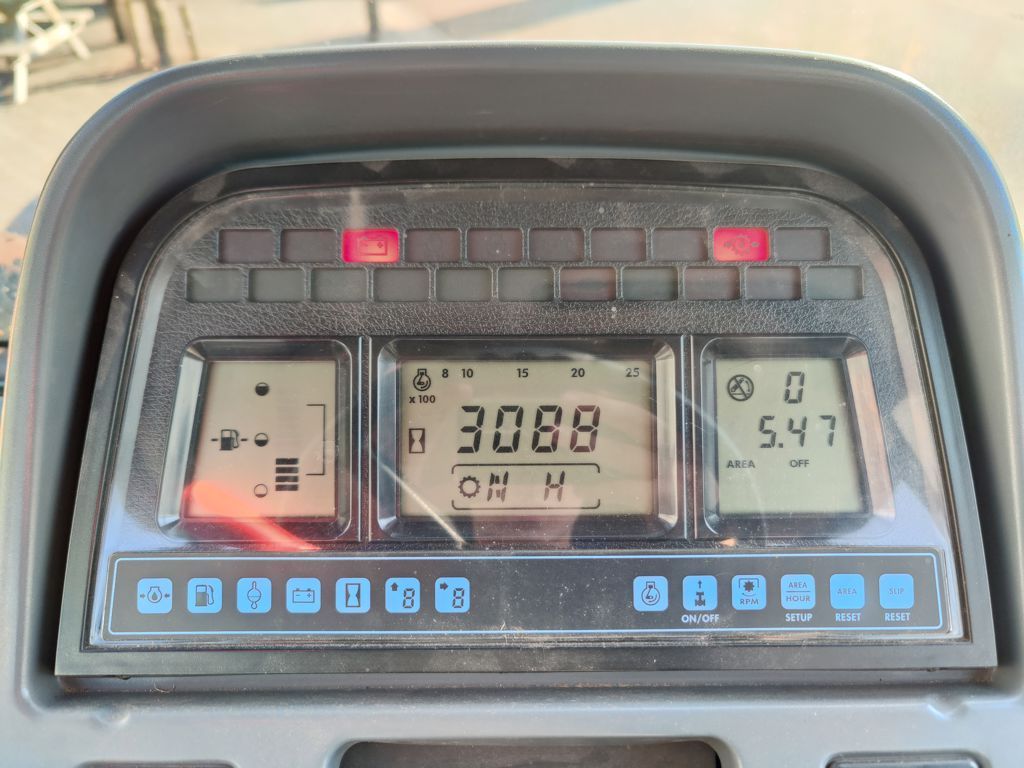 New Holland TS115