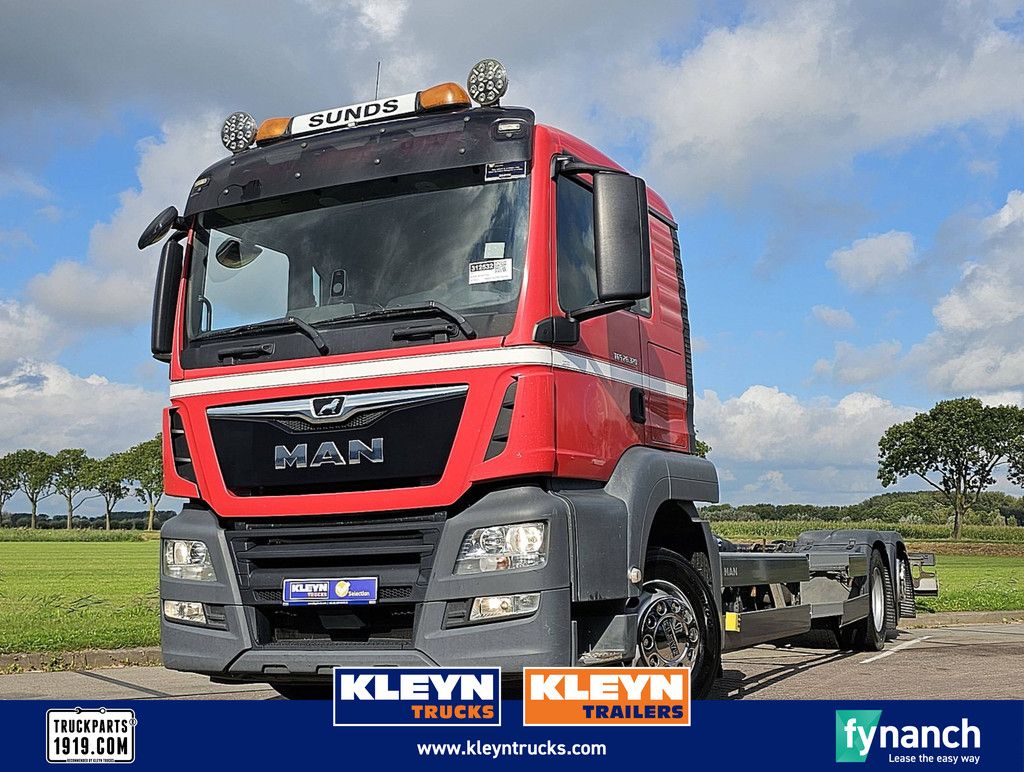 M.A.N. 26.320 TGS 6x2-4 ll wb 590