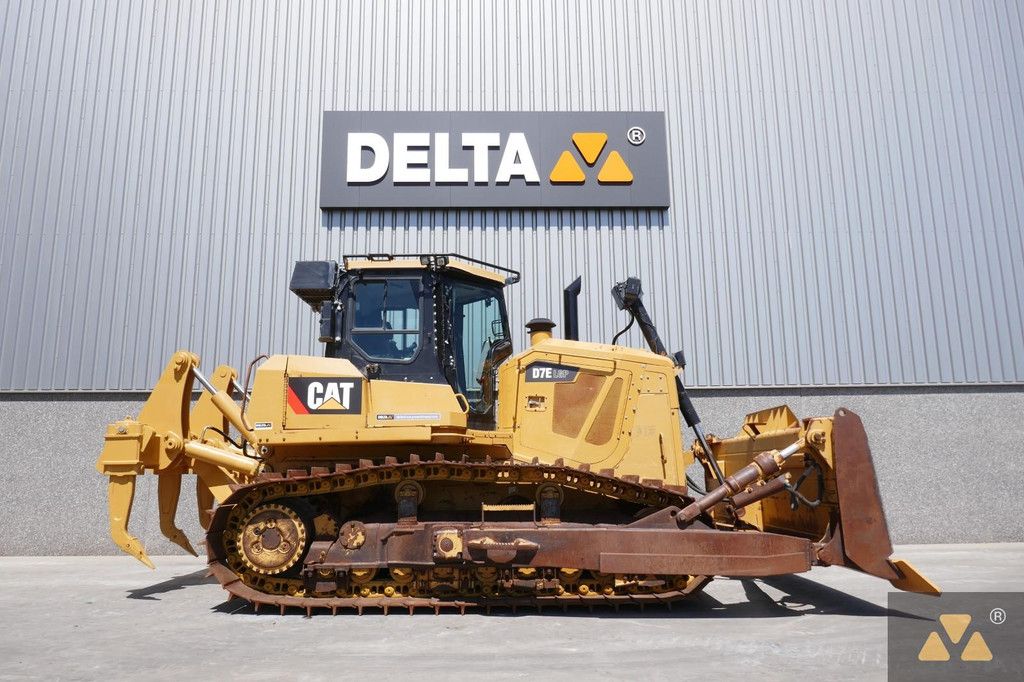 Caterpillar D7E LGP